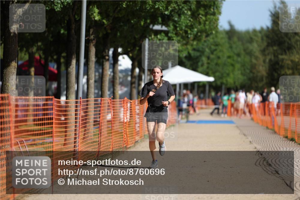 07.09.2025 - 19. Norderstedt Triathlon Michael Strokosch http://msf.ph/oto/8760696 07.09.2025 11:11:35 Laufen 666 meine-sportfotos.de