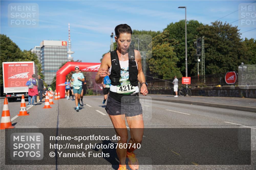 07.09.2025 - BARMER Alsterlauf Yannick Fuchs http://msf.ph/oto/8760740 07.09.2025 09:40:18 Laufen 4212 meine-sportfotos.de