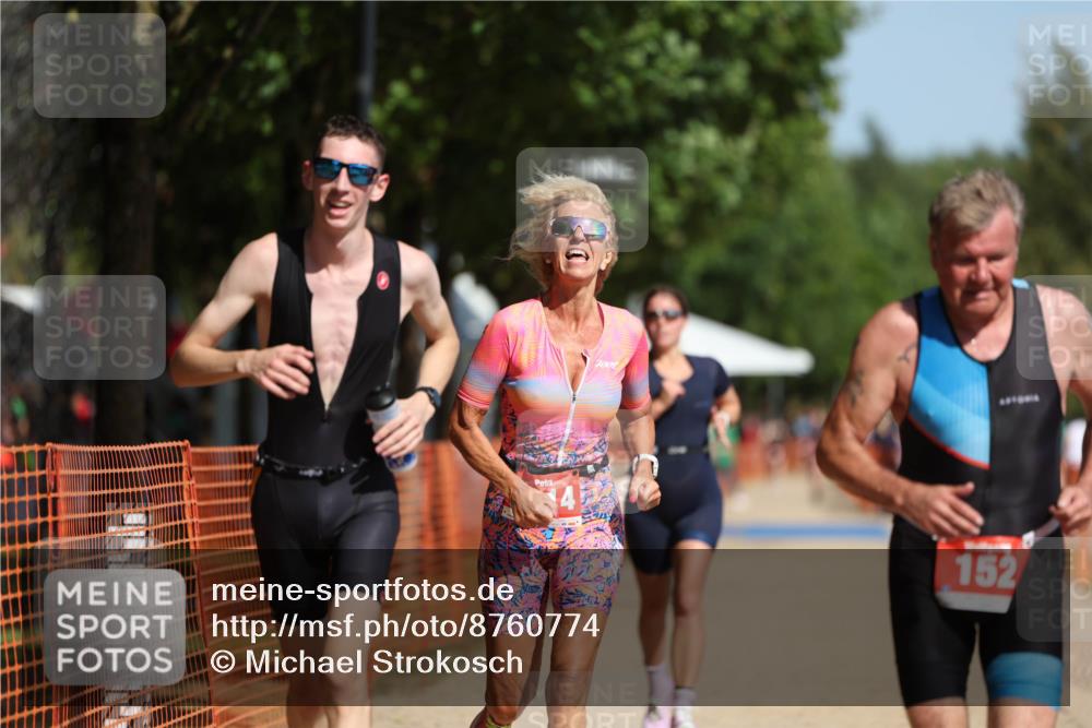 07.09.2025 - 19. Norderstedt Triathlon Michael Strokosch http://msf.ph/oto/8760774 07.09.2025 12:07:24 Laufen 152, 1200, 1314, 1368 meine-sportfotos.de