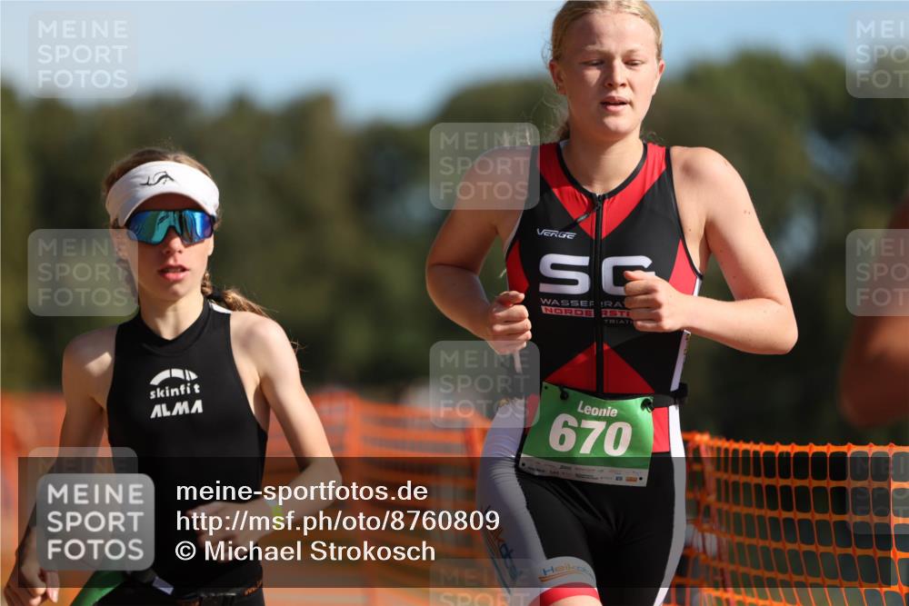 07.09.2025 - 19. Norderstedt Triathlon Michael Strokosch http://msf.ph/oto/8760809 07.09.2025 10:45:31 Laufen 57, 89, 104, 669, 670 meine-sportfotos.de