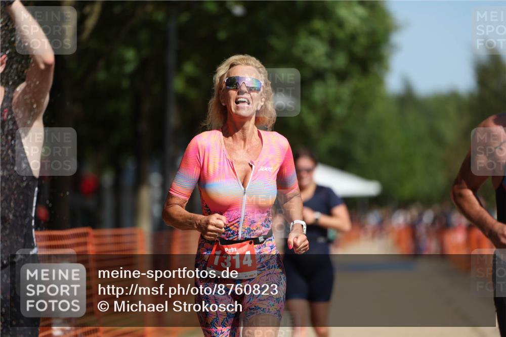 07.09.2025 - 19. Norderstedt Triathlon Michael Strokosch http://msf.ph/oto/8760823 07.09.2025 12:07:26 Laufen 152, 768, 1200, 1314, 1368 meine-sportfotos.de