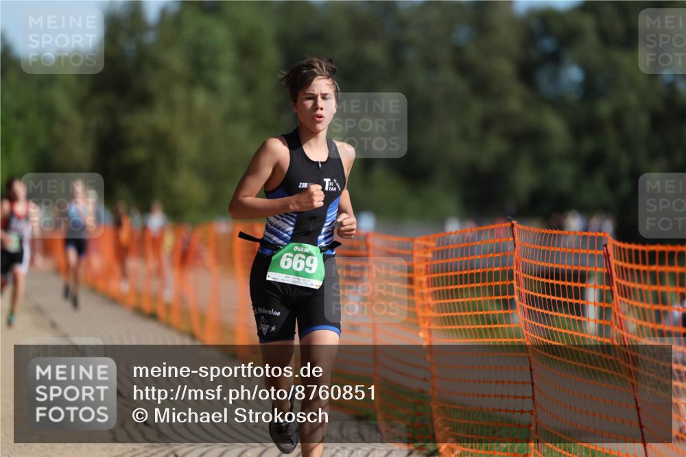 07.09.2025 - 19. Norderstedt Triathlon Michael Strokosch http://msf.ph/oto/8760851 07.09.2025 10:45:32 Laufen 57, 89, 104, 669, 670 meine-sportfotos.de