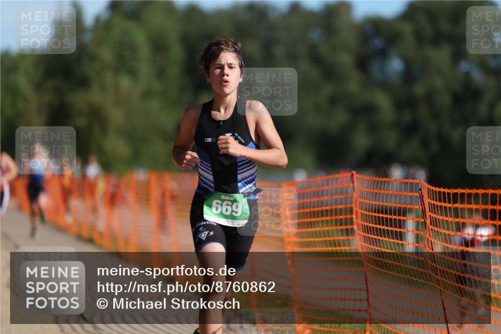07.09.2025 - 19. Norderstedt Triathlon Michael Strokosch http://msf.ph/oto/8760862 07.09.2025 10:45:32 Laufen 57, 89, 104, 669, 670 meine-sportfotos.de