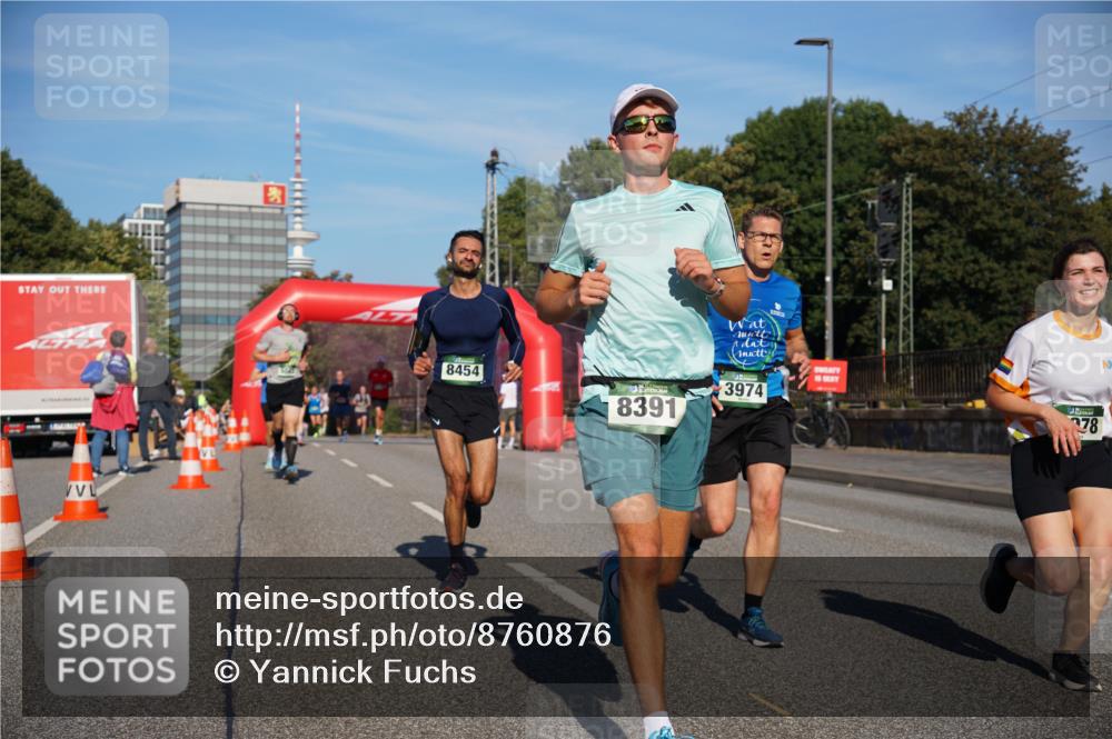 07.09.2025 - BARMER Alsterlauf Yannick Fuchs http://msf.ph/oto/8760876 07.09.2025 09:40:21 Laufen 8454, 8391, 3974, 78 meine-sportfotos.de