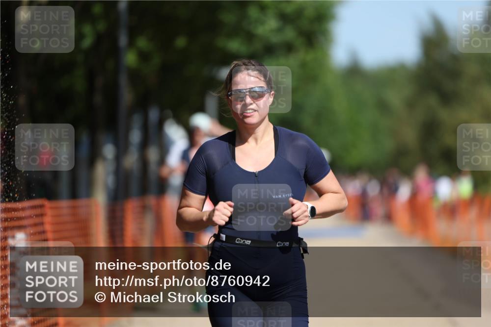 07.09.2025 - 19. Norderstedt Triathlon Michael Strokosch http://msf.ph/oto/8760942 07.09.2025 12:07:28 Laufen 152, 768, 1200, 1314, 1368 meine-sportfotos.de