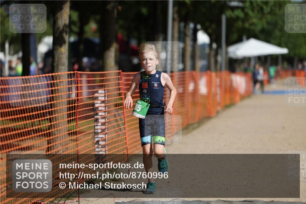 07.09.2025 - 19. Norderstedt Triathlon Michael Strokosch http://msf.ph/oto/8760996 07.09.2025 11:12:39 Laufen 85 meine-sportfotos.de