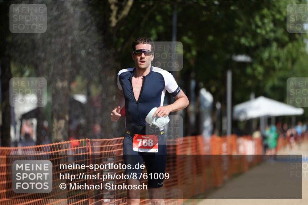 07.09.2025 - 19. Norderstedt Triathlon Michael Strokosch http://msf.ph/oto/8761009 07.09.2025 12:07:32 Laufen 768, 1368 meine-sportfotos.de
