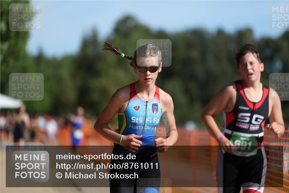 07.09.2025 - 19. Norderstedt Triathlon Michael Strokosch http://msf.ph/oto/8761011 07.09.2025 10:45:40 Laufen 76, 691 meine-sportfotos.de