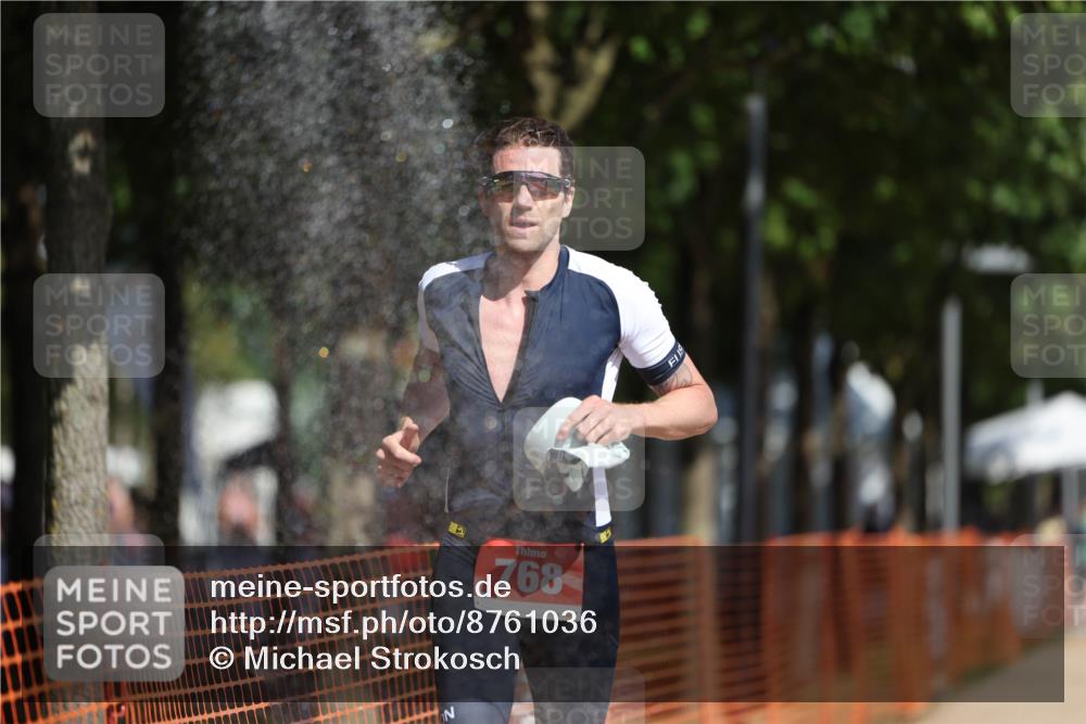 07.09.2025 - 19. Norderstedt Triathlon Michael Strokosch http://msf.ph/oto/8761036 07.09.2025 12:07:32 Laufen 768, 1368 meine-sportfotos.de