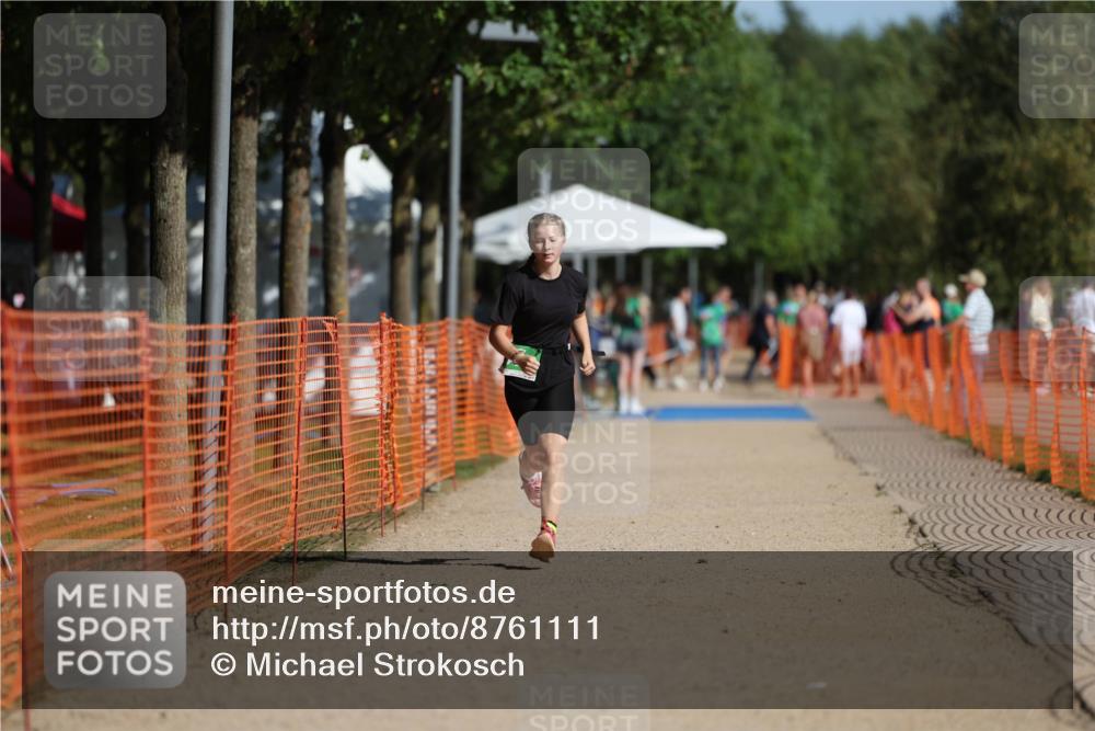 07.09.2025 - 19. Norderstedt Triathlon Michael Strokosch http://msf.ph/oto/8761111 07.09.2025 11:13:14 Laufen 644 meine-sportfotos.de