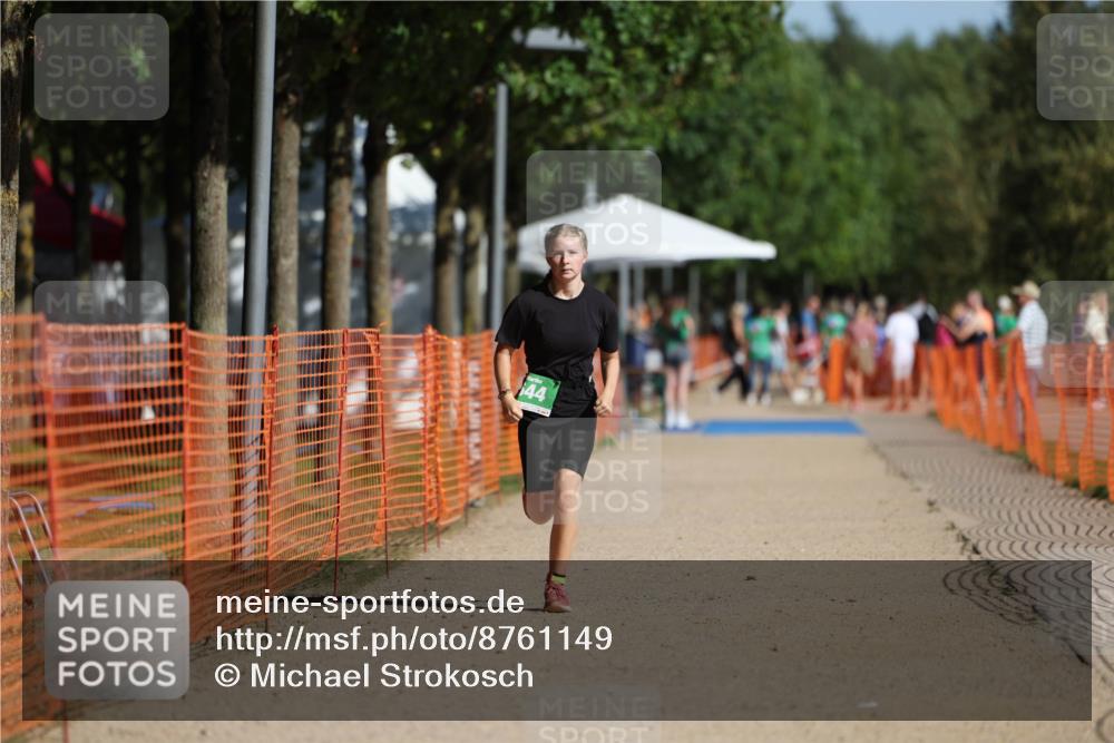 07.09.2025 - 19. Norderstedt Triathlon Michael Strokosch http://msf.ph/oto/8761149 07.09.2025 11:13:15 Laufen 644 meine-sportfotos.de