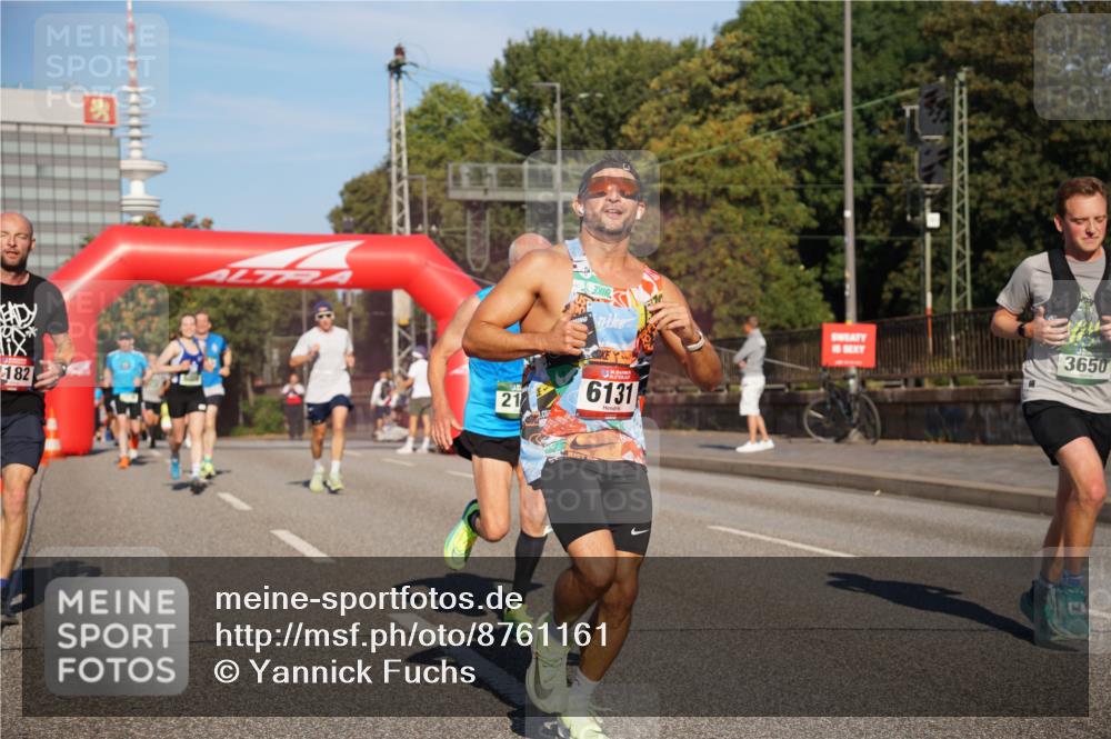 07.09.2025 - BARMER Alsterlauf Yannick Fuchs http://msf.ph/oto/8761161 07.09.2025 09:40:33 Laufen 182, 21, 136, 6131, 3650 meine-sportfotos.de