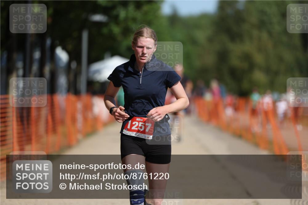 07.09.2025 - 19. Norderstedt Triathlon Michael Strokosch http://msf.ph/oto/8761220 07.09.2025 12:07:54 Laufen 1223, 1257 meine-sportfotos.de