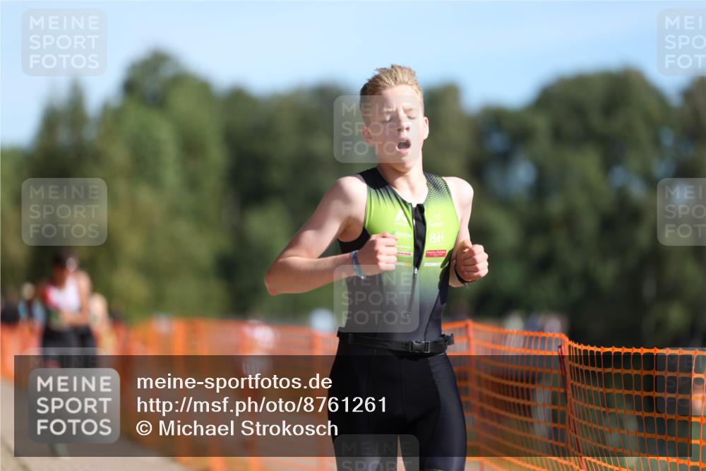 07.09.2025 - 19. Norderstedt Triathlon Michael Strokosch http://msf.ph/oto/8761261 07.09.2025 10:45:50 Laufen 115, 126, 636, 638, 643 meine-sportfotos.de