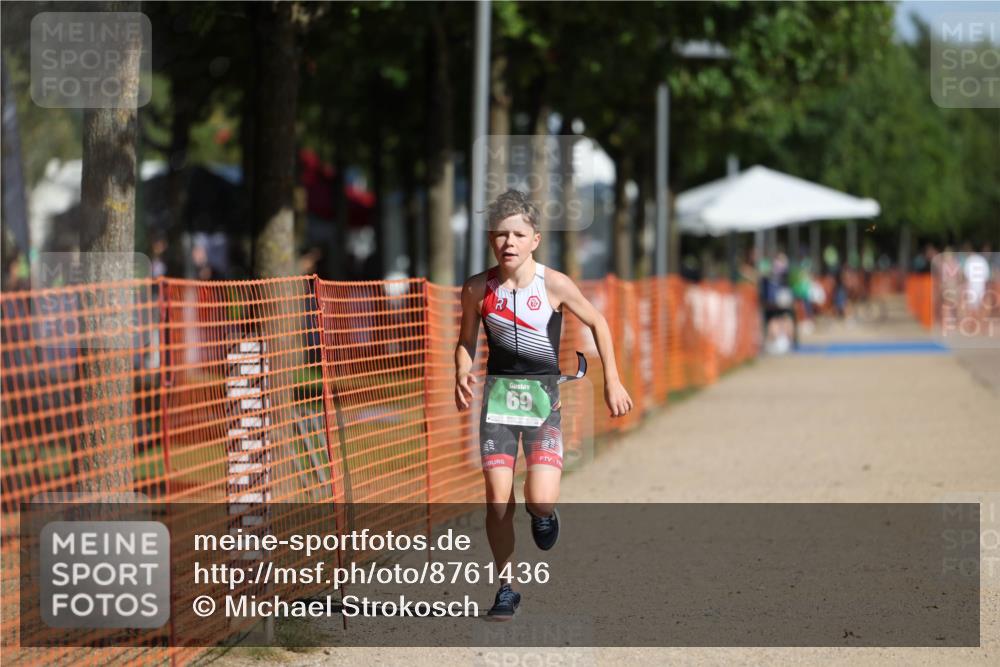 07.09.2025 - 19. Norderstedt Triathlon Michael Strokosch http://msf.ph/oto/8761436 07.09.2025 11:14:09 Laufen 69 meine-sportfotos.de
