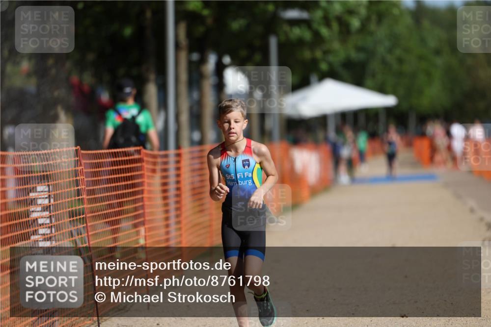 07.09.2025 - 19. Norderstedt Triathlon Michael Strokosch http://msf.ph/oto/8761798 07.09.2025 11:15:06 Laufen 98 meine-sportfotos.de