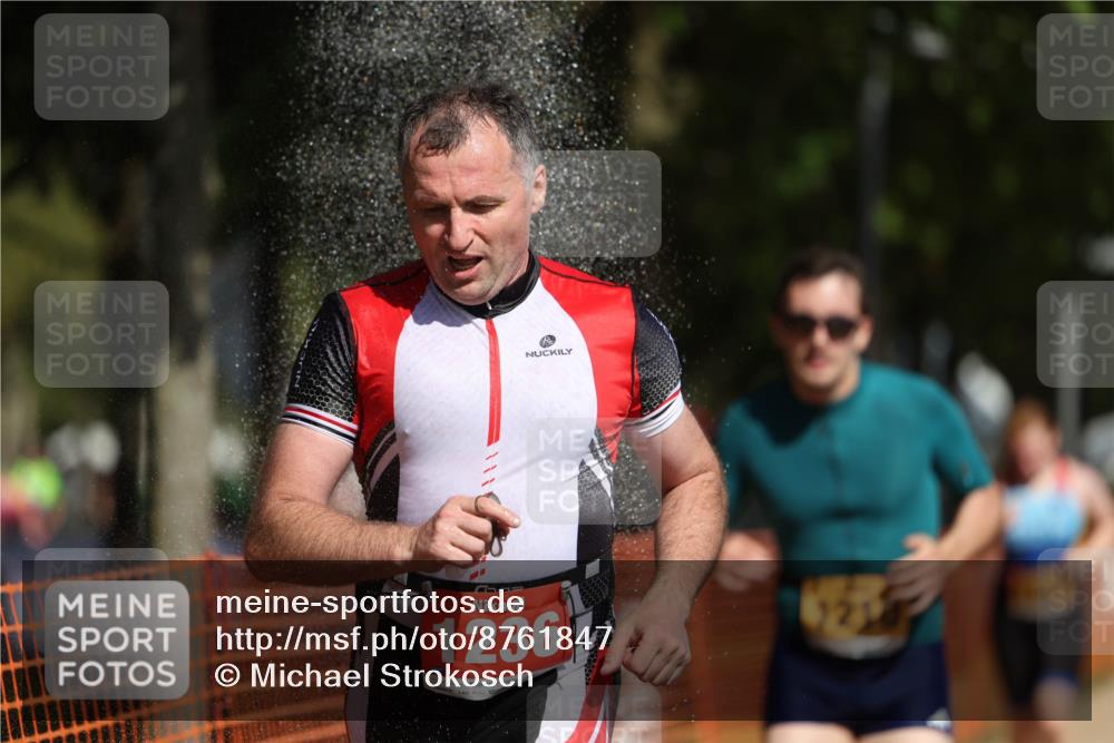 07.09.2025 - 19. Norderstedt Triathlon Michael Strokosch http://msf.ph/oto/8761847 07.09.2025 12:08:20 Laufen 1167, 1210, 1236 meine-sportfotos.de