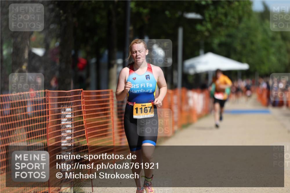 07.09.2025 - 19. Norderstedt Triathlon Michael Strokosch http://msf.ph/oto/8761921 07.09.2025 12:08:23 Laufen 149, 1167, 1210, 1236 meine-sportfotos.de