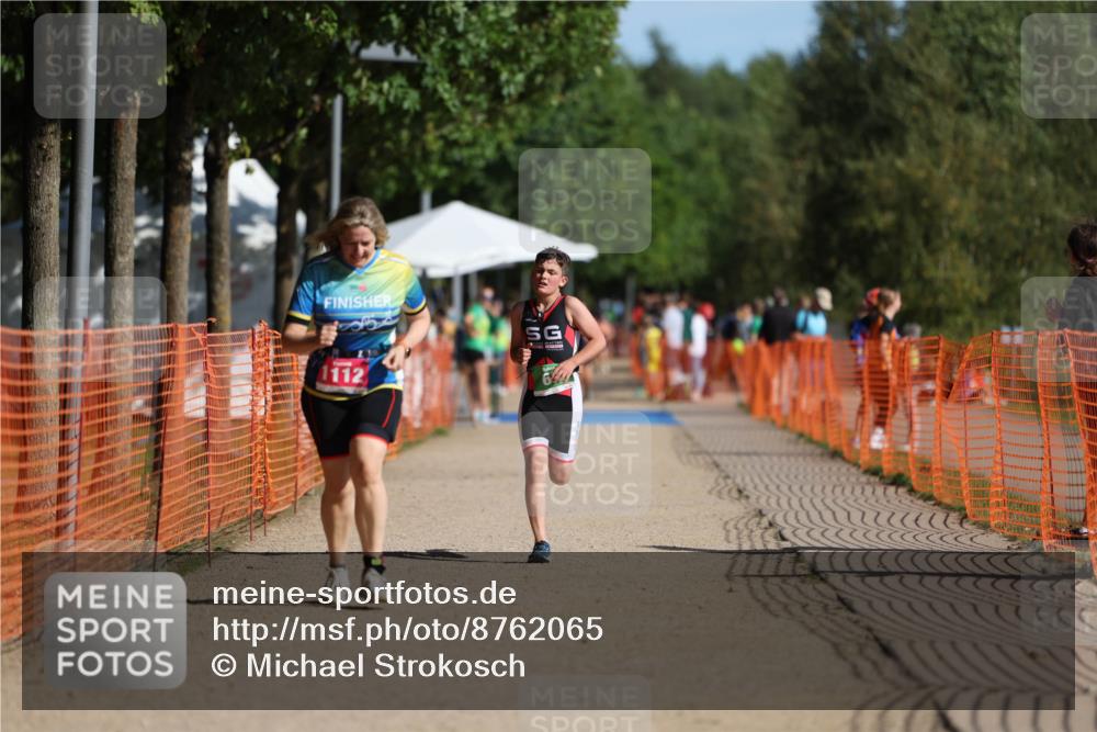 07.09.2025 - 19. Norderstedt Triathlon Michael Strokosch http://msf.ph/oto/8762065 07.09.2025 10:46:28 Laufen 60, 1112 meine-sportfotos.de