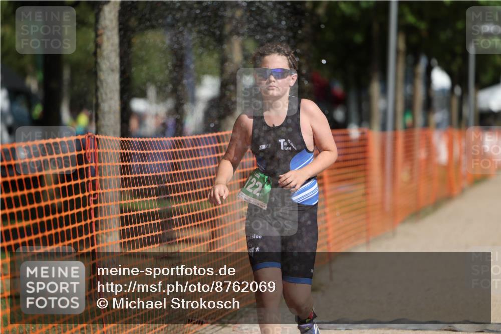 07.09.2025 - 19. Norderstedt Triathlon Michael Strokosch http://msf.ph/oto/8762069 07.09.2025 11:15:34 Laufen 122 meine-sportfotos.de