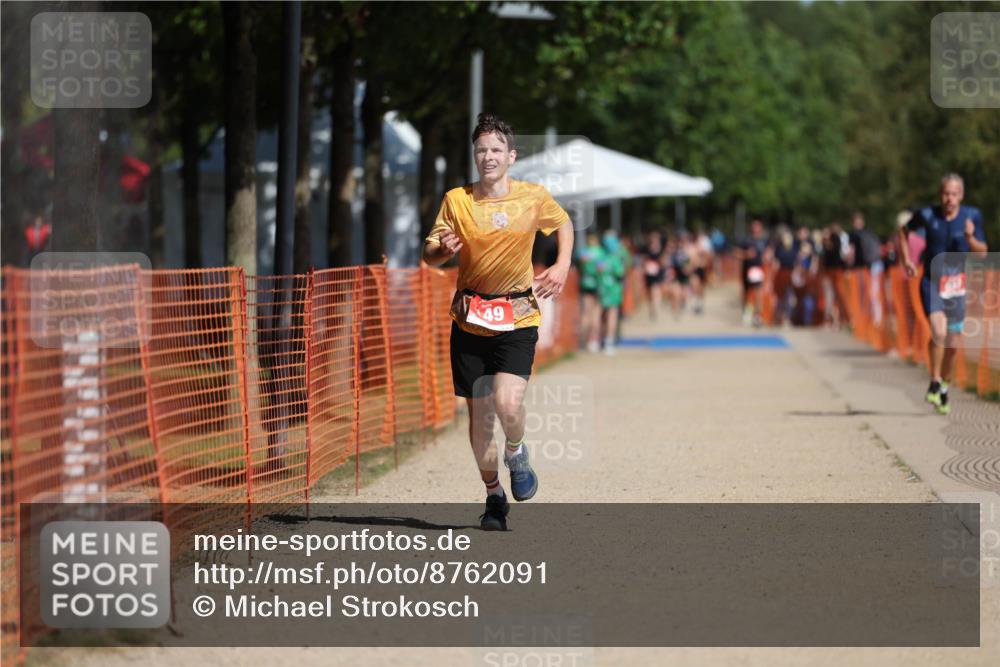 07.09.2025 - 19. Norderstedt Triathlon Michael Strokosch http://msf.ph/oto/8762091 07.09.2025 12:08:27 Laufen 149, 837, 1167 meine-sportfotos.de