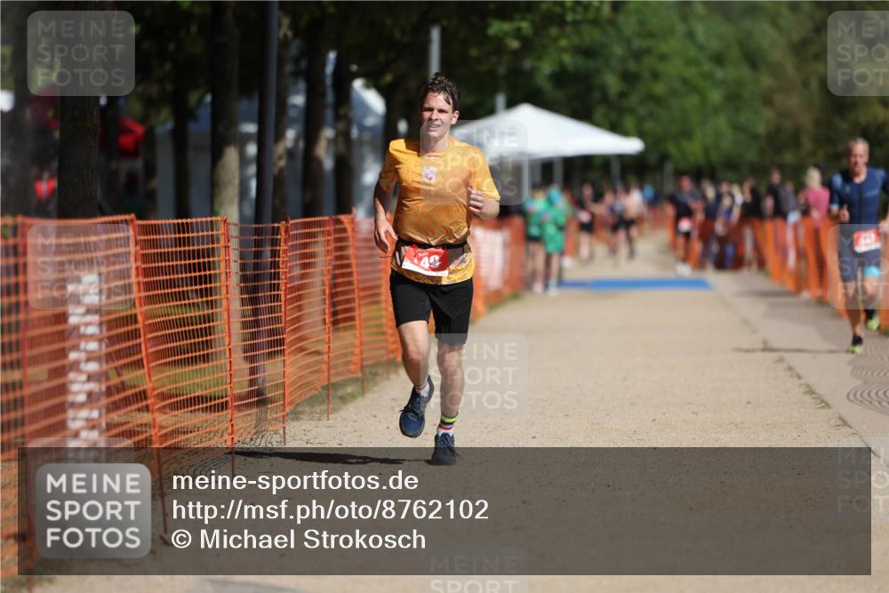 07.09.2025 - 19. Norderstedt Triathlon Michael Strokosch http://msf.ph/oto/8762102 07.09.2025 12:08:28 Laufen 149, 837, 1167 meine-sportfotos.de