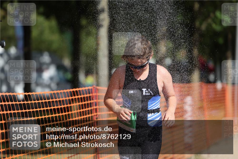 07.09.2025 - 19. Norderstedt Triathlon Michael Strokosch http://msf.ph/oto/8762129 07.09.2025 11:15:35 Laufen 122 meine-sportfotos.de