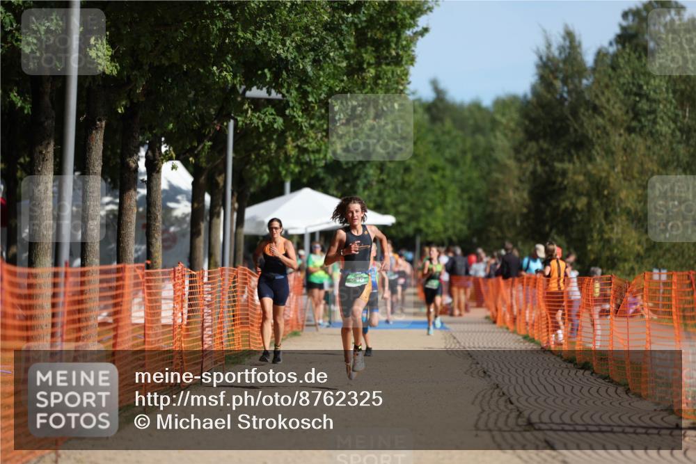 07.09.2025 - 19. Norderstedt Triathlon Michael Strokosch http://msf.ph/oto/8762325 07.09.2025 10:46:46 Laufen 646 meine-sportfotos.de