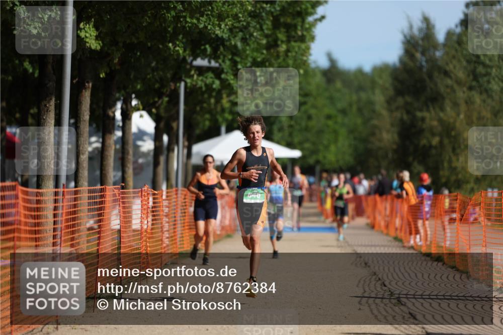 07.09.2025 - 19. Norderstedt Triathlon Michael Strokosch http://msf.ph/oto/8762384 07.09.2025 10:46:47 Laufen 646 meine-sportfotos.de