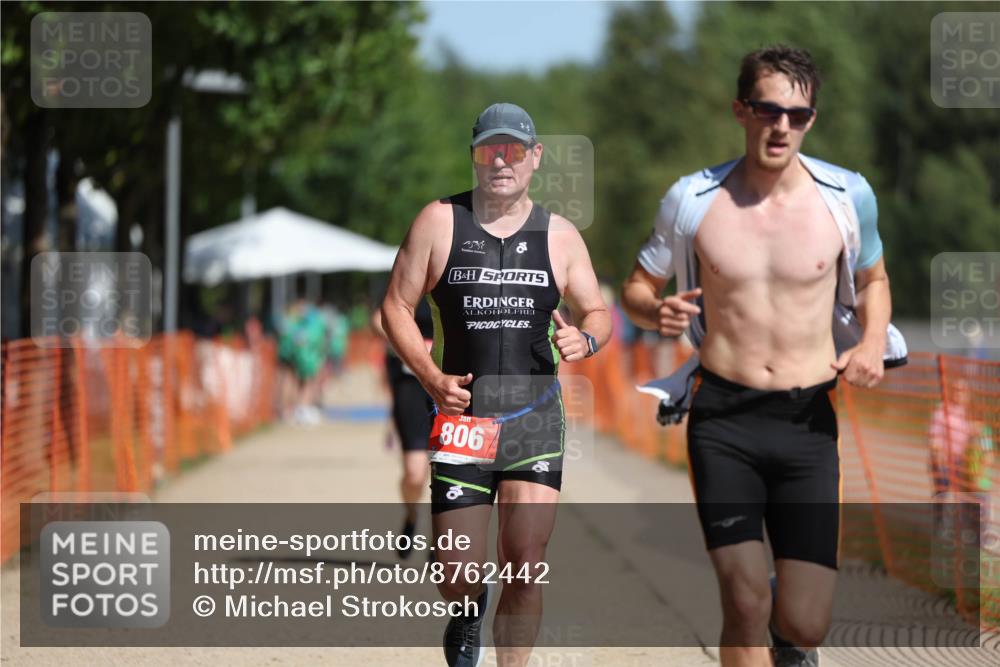 07.09.2025 - 19. Norderstedt Triathlon Michael Strokosch http://msf.ph/oto/8762442 07.09.2025 12:08:53 Laufen 185, 253, 806, 1244 meine-sportfotos.de