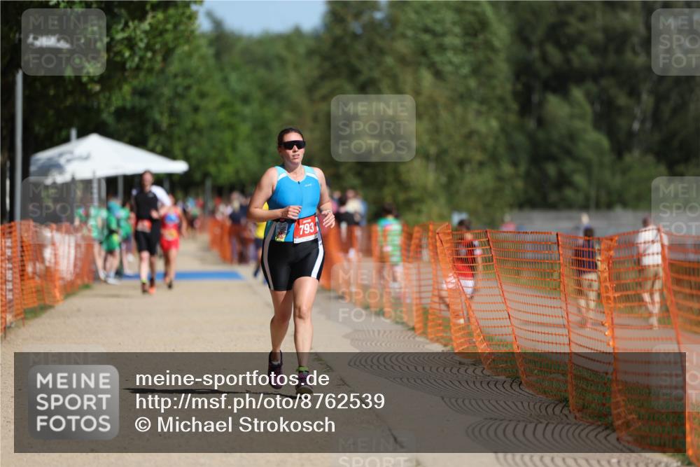07.09.2025 - 19. Norderstedt Triathlon Michael Strokosch http://msf.ph/oto/8762539 07.09.2025 12:09:01 Laufen 793, 1244 meine-sportfotos.de