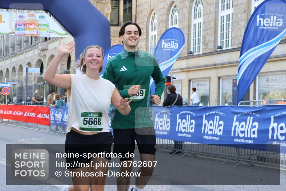 07.09.2025 - BARMER Alsterlauf Strokosch-Dieckow http://msf.ph/oto/8762607 07.09.2025 10:28:25 Ziel 2485, 3542, 3553, 4688, 4689, 4804, 5985 meine-sportfotos.de