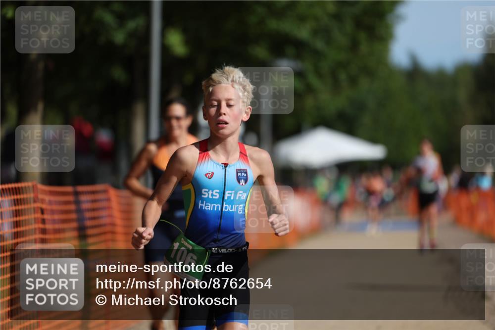 07.09.2025 - 19. Norderstedt Triathlon Michael Strokosch http://msf.ph/oto/8762654 07.09.2025 10:46:56 Laufen 105, 106, 1144 meine-sportfotos.de