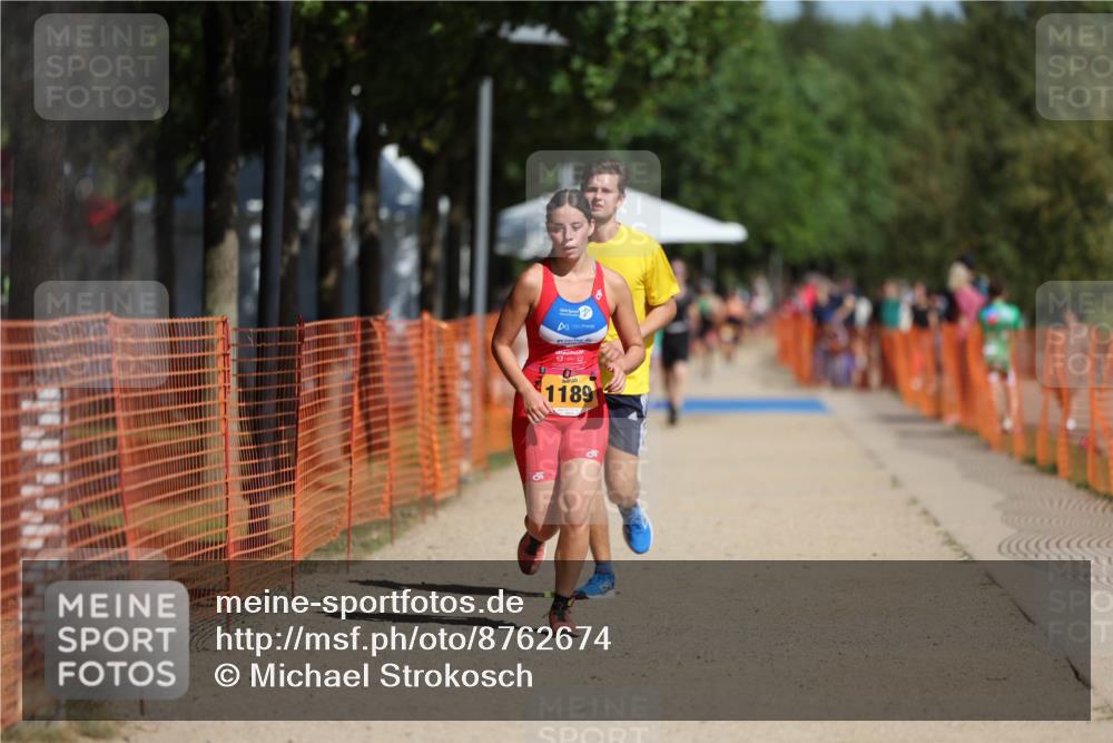 07.09.2025 - 19. Norderstedt Triathlon Michael Strokosch http://msf.ph/oto/8762674 07.09.2025 12:09:16 Laufen 228, 849, 1189 meine-sportfotos.de