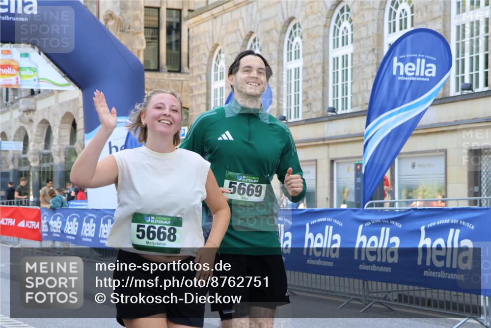07.09.2025 - BARMER Alsterlauf Strokosch-Dieckow http://msf.ph/oto/8762751 07.09.2025 10:28:25 Ziel 2485, 3542, 3553, 4688, 4689, 4804, 5985 meine-sportfotos.de