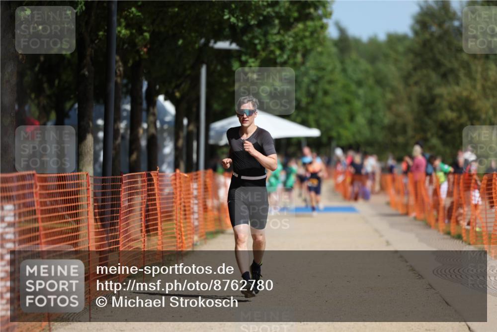 07.09.2025 - 19. Norderstedt Triathlon Michael Strokosch http://msf.ph/oto/8762780 07.09.2025 12:09:30 Laufen 859 meine-sportfotos.de