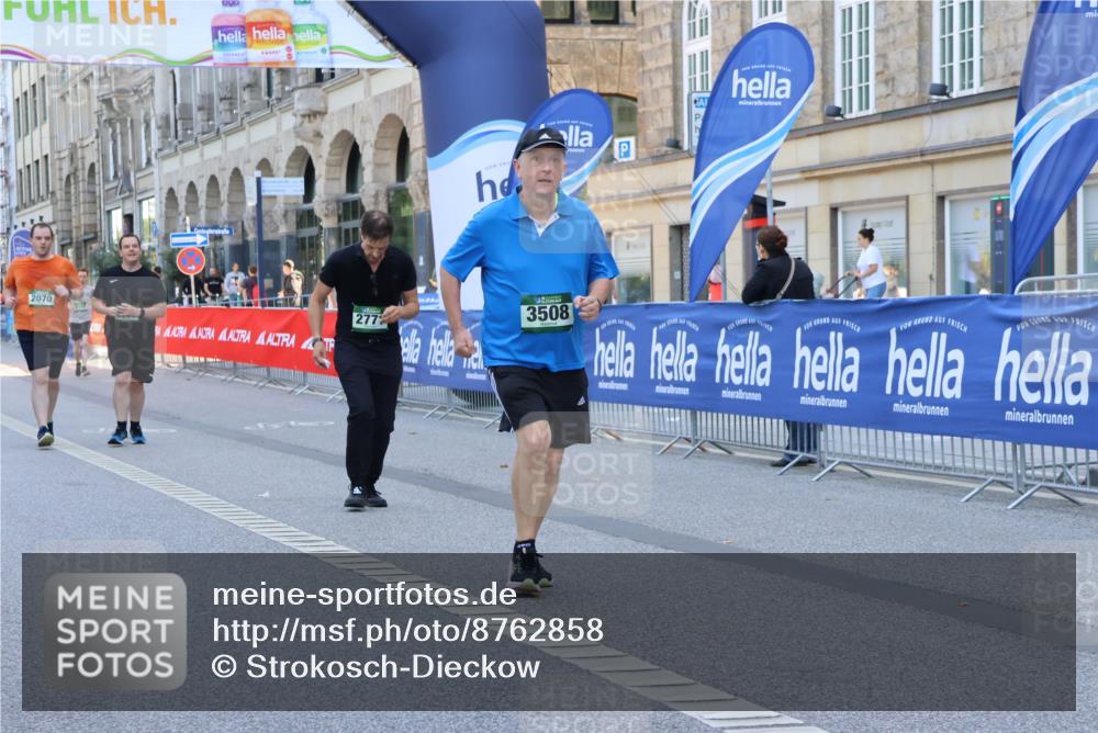 07.09.2025 - BARMER Alsterlauf Strokosch-Dieckow http://msf.ph/oto/8762858 07.09.2025 10:28:33 Ziel 2485, 3457, 3495, 3542, 3553, 3560, 4000, 4004, 4201, 4804 meine-sportfotos.de