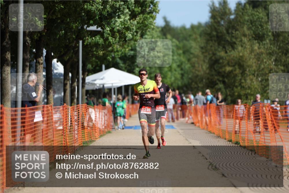 07.09.2025 - 19. Norderstedt Triathlon Michael Strokosch http://msf.ph/oto/8762882 07.09.2025 11:29:20 Laufen 1335, 1355 meine-sportfotos.de
