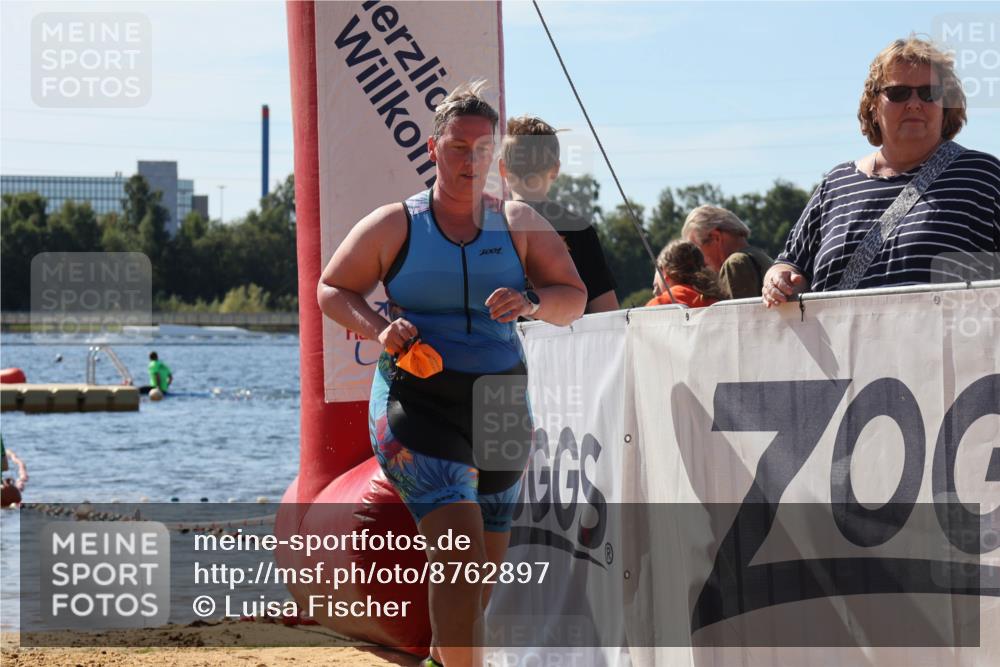 07.09.2025 - 19. Norderstedt Triathlon Luisa Fischer http://msf.ph/oto/8762897 07.09.2025 12:11:51 Schwimmen 159, 187, 304, 742, 750, 1337, 1360 meine-sportfotos.de