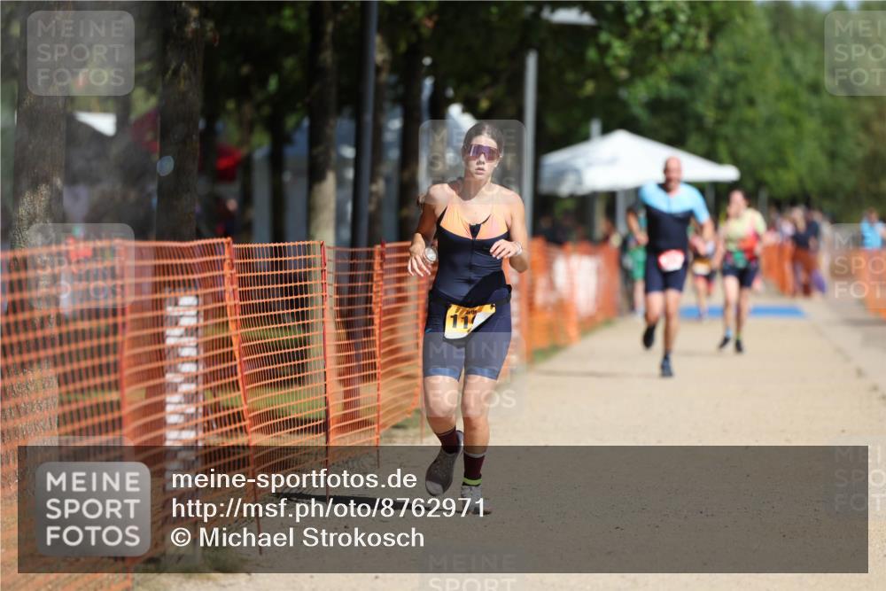 07.09.2025 - 19. Norderstedt Triathlon Michael Strokosch http://msf.ph/oto/8762971 07.09.2025 12:09:44 Laufen 1195, 1383 meine-sportfotos.de