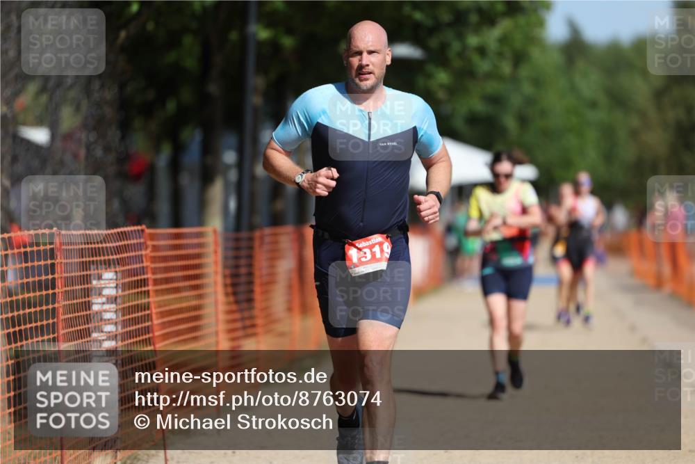 07.09.2025 - 19. Norderstedt Triathlon Michael Strokosch http://msf.ph/oto/8763074 07.09.2025 12:09:52 Laufen 860, 1153, 1319 meine-sportfotos.de