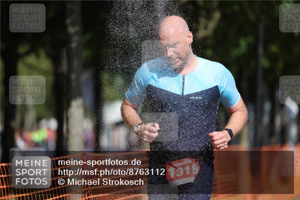 07.09.2025 - 19. Norderstedt Triathlon Michael Strokosch http://msf.ph/oto/8763112 07.09.2025 12:09:54 Laufen 860, 1153, 1197, 1319 meine-sportfotos.de