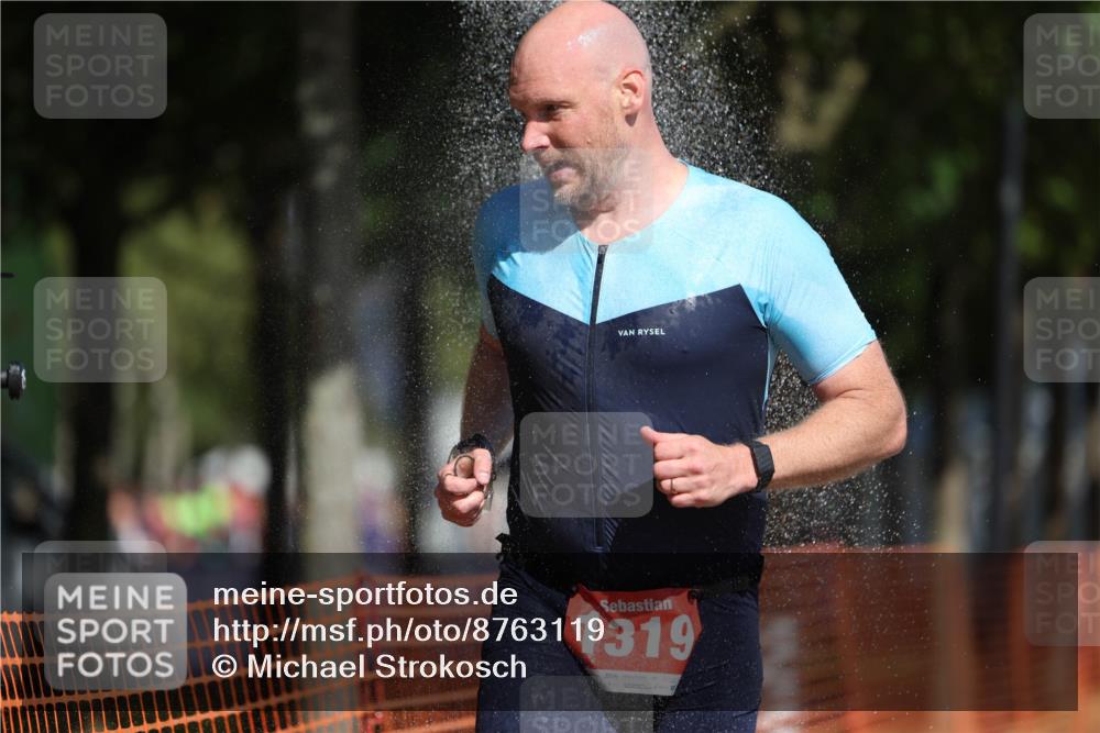 07.09.2025 - 19. Norderstedt Triathlon Michael Strokosch http://msf.ph/oto/8763119 07.09.2025 12:09:54 Laufen 860, 1153, 1197, 1319 meine-sportfotos.de