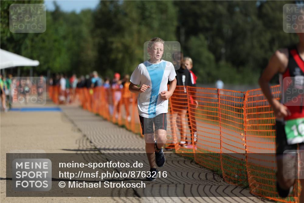 07.09.2025 - 19. Norderstedt Triathlon Michael Strokosch http://msf.ph/oto/8763216 07.09.2025 10:47:20 Laufen 73, 107, 130, 689 meine-sportfotos.de