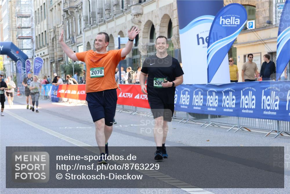 07.09.2025 - BARMER Alsterlauf Strokosch-Dieckow http://msf.ph/oto/8763229 07.09.2025 10:28:37 Ziel 3457, 3495, 3542, 3553, 3560, 4000, 4004, 4201 meine-sportfotos.de