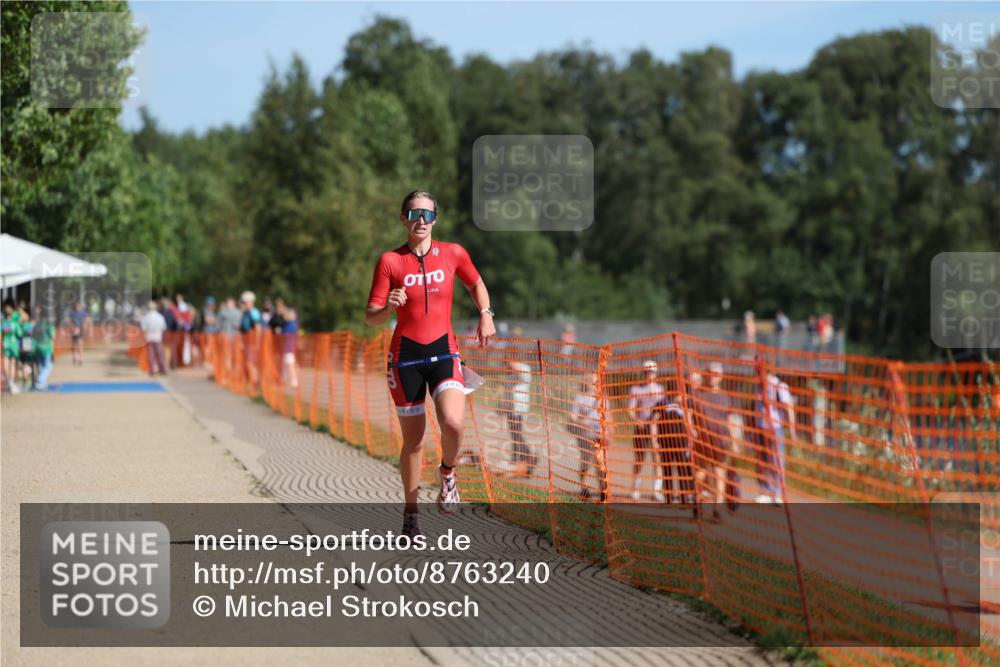 07.09.2025 - 19. Norderstedt Triathlon Michael Strokosch http://msf.ph/oto/8763240 07.09.2025 11:29:41 Laufen 231 meine-sportfotos.de
