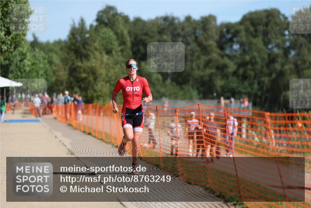 07.09.2025 - 19. Norderstedt Triathlon Michael Strokosch http://msf.ph/oto/8763249 07.09.2025 11:29:42 Laufen 231 meine-sportfotos.de