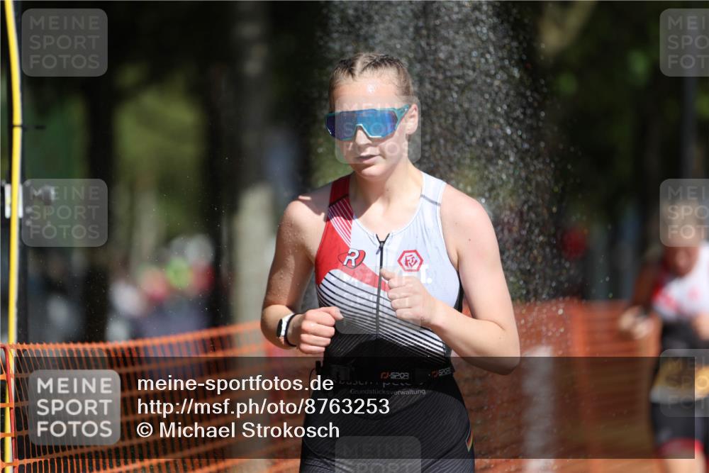 07.09.2025 - 19. Norderstedt Triathlon Michael Strokosch http://msf.ph/oto/8763253 07.09.2025 12:10:01 Laufen 860, 1153, 1197 meine-sportfotos.de