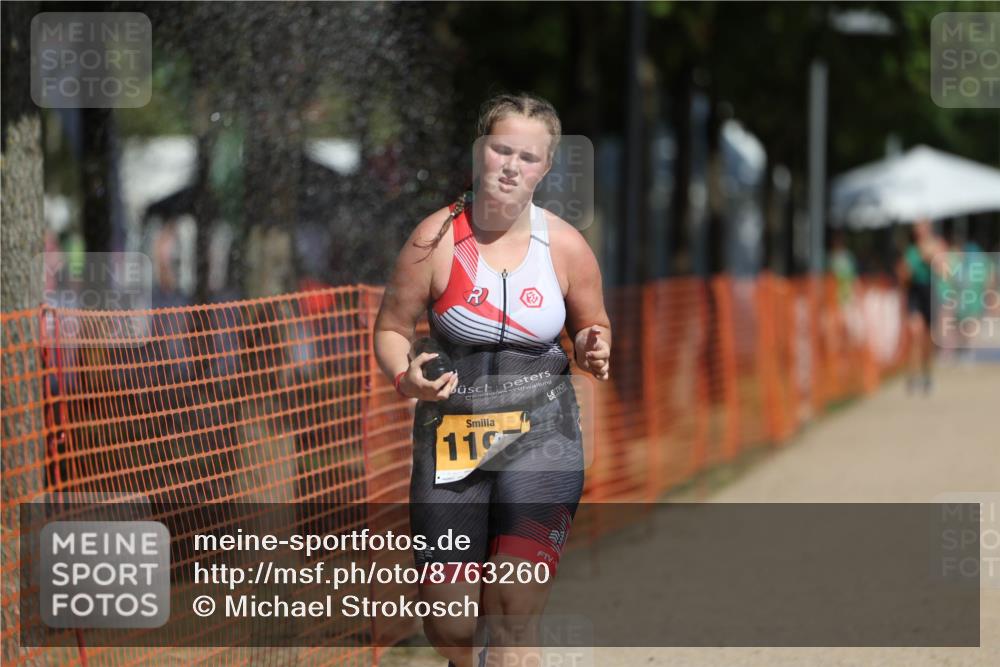 07.09.2025 - 19. Norderstedt Triathlon Michael Strokosch http://msf.ph/oto/8763260 07.09.2025 12:10:03 Laufen 1153, 1197 meine-sportfotos.de