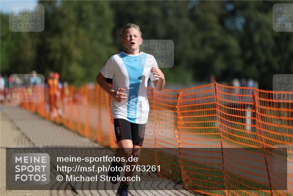 07.09.2025 - 19. Norderstedt Triathlon Michael Strokosch http://msf.ph/oto/8763261 07.09.2025 10:47:22 Laufen 107, 689 meine-sportfotos.de